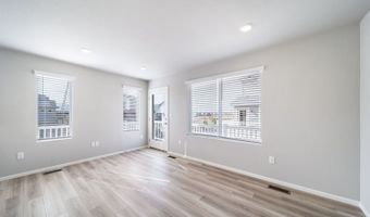 46570 Avery Ln, Bennett, CO 80102