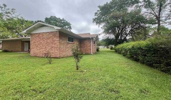 912 S Runnels, De Kalb, TX 75559