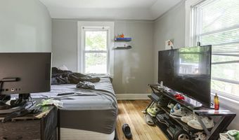 72 Beech St, Bristol, CT 06010