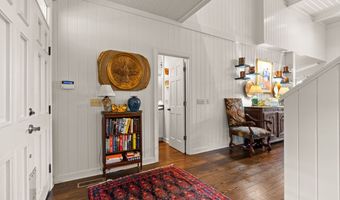 592 Whiteside Mountain Rd, Highlands, NC 28741
