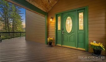 830 W Tweetsie Ln, Banner Elk, NC 28604