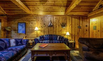 740 Log Cabin Rd, Arapahoe, NC 28510