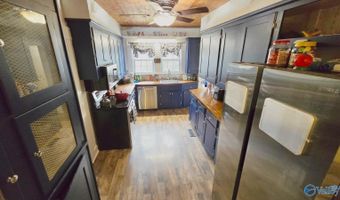 301 S Carlisle St, Albertville, AL 35950