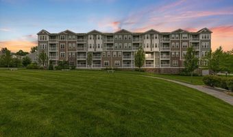 1 Francis Dr 211, Andover, MA 01810