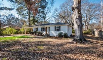 201 College St, Batesville, MS 38606