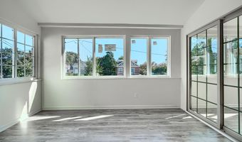 2220 LAKE Ave, Baltimore, MD 21213