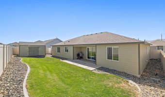 1132 Anna Jean Ave, Benton City, WA 99320