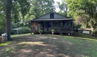114 LINCOLN St, Big Sandy, TN 38221