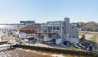 32 Cove Rd W, Bayville, NJ 08721