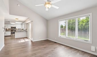 206 NW Ridgeline Dr, Ankeny, IA 50023