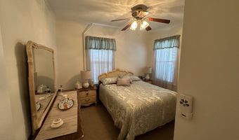 18 New St, Ansonia, CT 06401