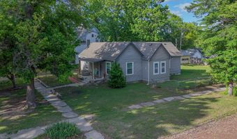 428 S C St, Arkansas City, KS 67005