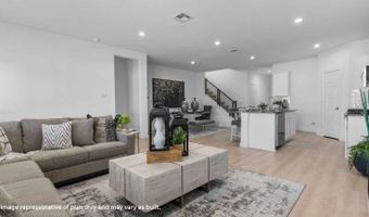 407 Emma St, Angleton, TX 77515