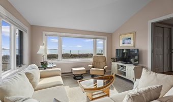 37 Seaview Ave, Branford, CT 06405