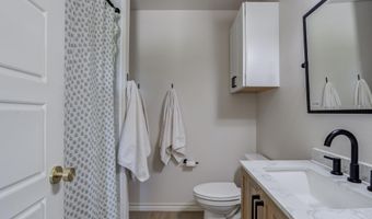 804 2nd St, Abernathy, TX 79311