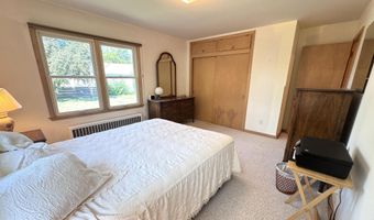 410 1st St NW, Aitkin, MN 56431