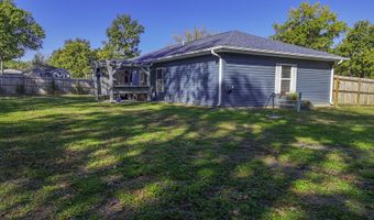 440 W Walnut St, Auxvasse, MO 65231