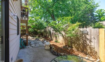 690 Normal Ave, Ashland, OR 97520