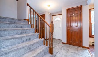 6 Abbey Rd, Bow, NH 03304