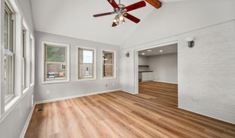 17 Pine Grove Dr, Batesville, IN 47006