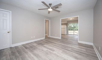 206 Beverly Dr, Ocean Springs, MS 39564