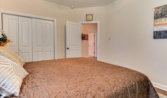 2072 Manchester St, Beech Island, SC 29842