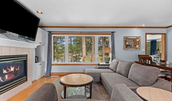2323 PALISADES Dr, Appleton, WI 54915