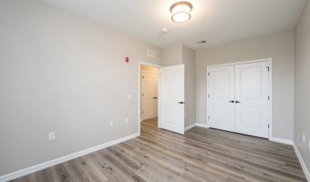 2435 Lamington Rd 18, Bedminster, NJ 07921