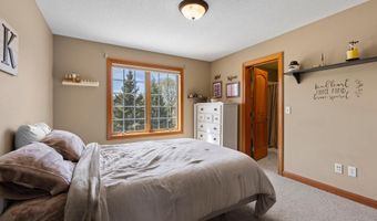 15197 Uplander St NW, Andover, MN 55304