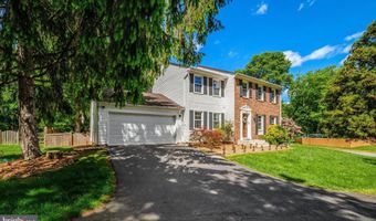 9220 BURNETTA Dr, Annandale, VA 22003