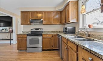 5 St Theresa Ave, Bristol, RI 02809