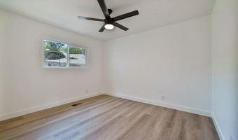 2927 Lawrence Ln, Escondido, CA 92025