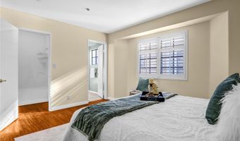 25 Palmetto Dr E, Alhambra, CA 91801