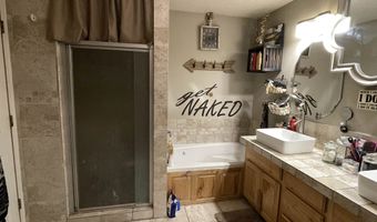 22 E Rich Ln, Blackfoot, ID 83221