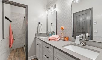 17562 W Swan Shores Rd, Bigfork, MT 59911