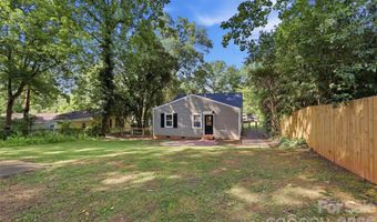 1815 Arnold Dr, Charlotte, NC 28205