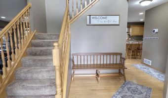715 Acacia Dr S, Annandale, MN 55302