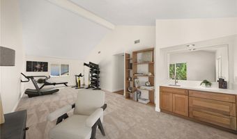 719 S Goldfinch Way, Anaheim, CA 92807