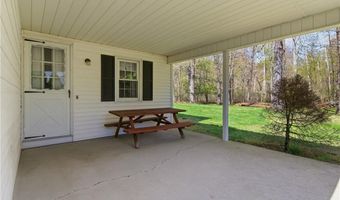 2 High Ridge Dr, Cumberland, RI 02864