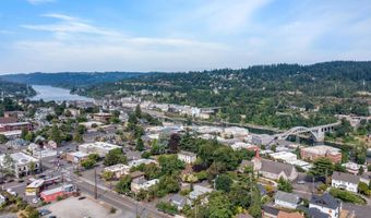 712 MADISON St, Oregon City, OR 97045