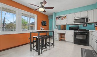 3854 Surfside Cir, Aurora, OH 44202