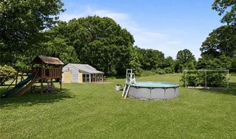 1472 Wampanoag Trl, East Providence, RI 02915