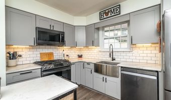 7 BROOKVIEW Dr, Atco, NJ 08004