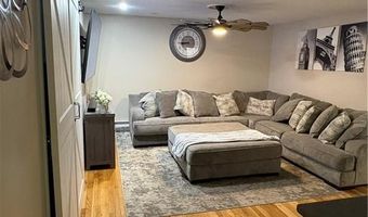 380 Sunset Ave 12, North Providence, RI 02904