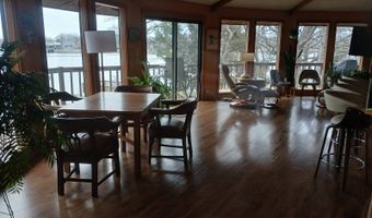 76 Lakeview Cir, Alma, KS 66401