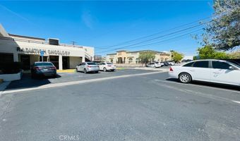 18092 Wika, Apple Valley, CA 92307