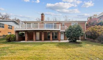 5813 MIDHILL St, Bethesda, MD 20817