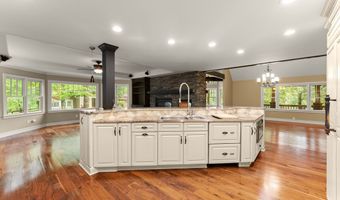802 Old Mill Trl, Ball Ground, GA 30107