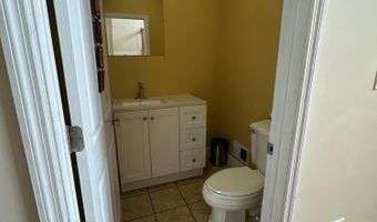 528 Vanderbilt Ave, Bayville, NJ 08721