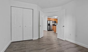 400 Brookside Dr A, Andover, MA 01810